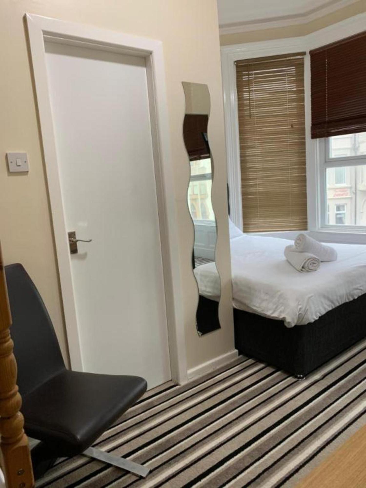 Oyo Wave Crest Hotel Blackpool Kültér fotó